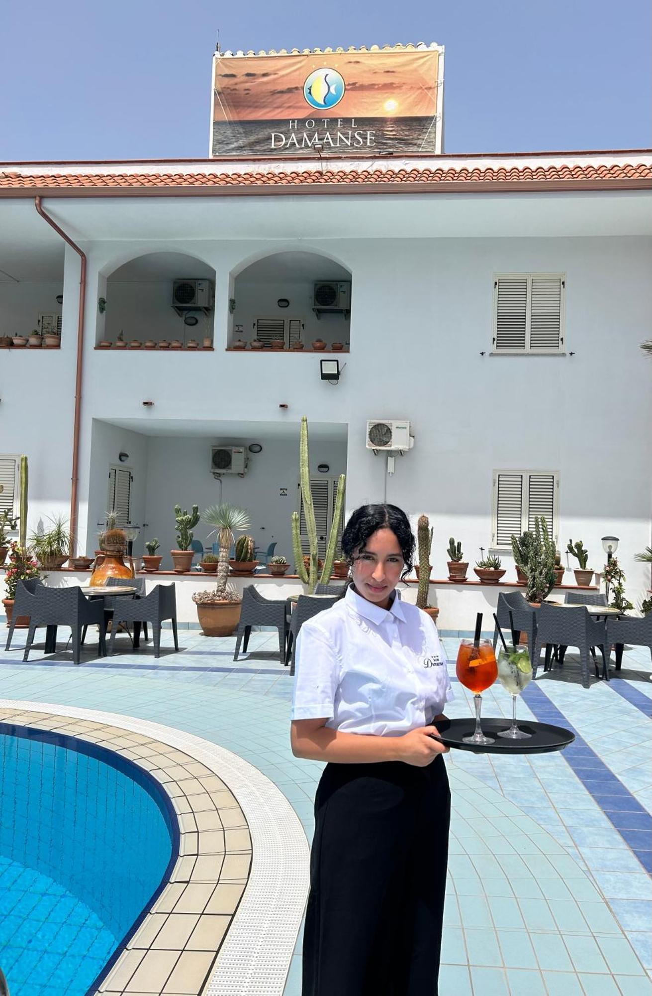 Hotel Damanse Santa Domenica  Eksteriør billede